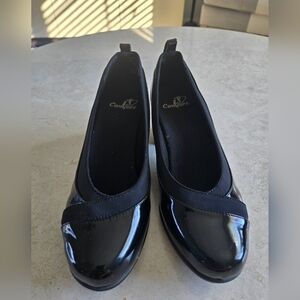 IComfort Black Patent Heels for Women